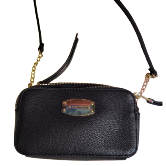 •𝙇𝙄𝙕•𝘾𝙇𝘼𝙄𝘽𝙊𝙍𝙉𝙀• - Picture 2 of 7